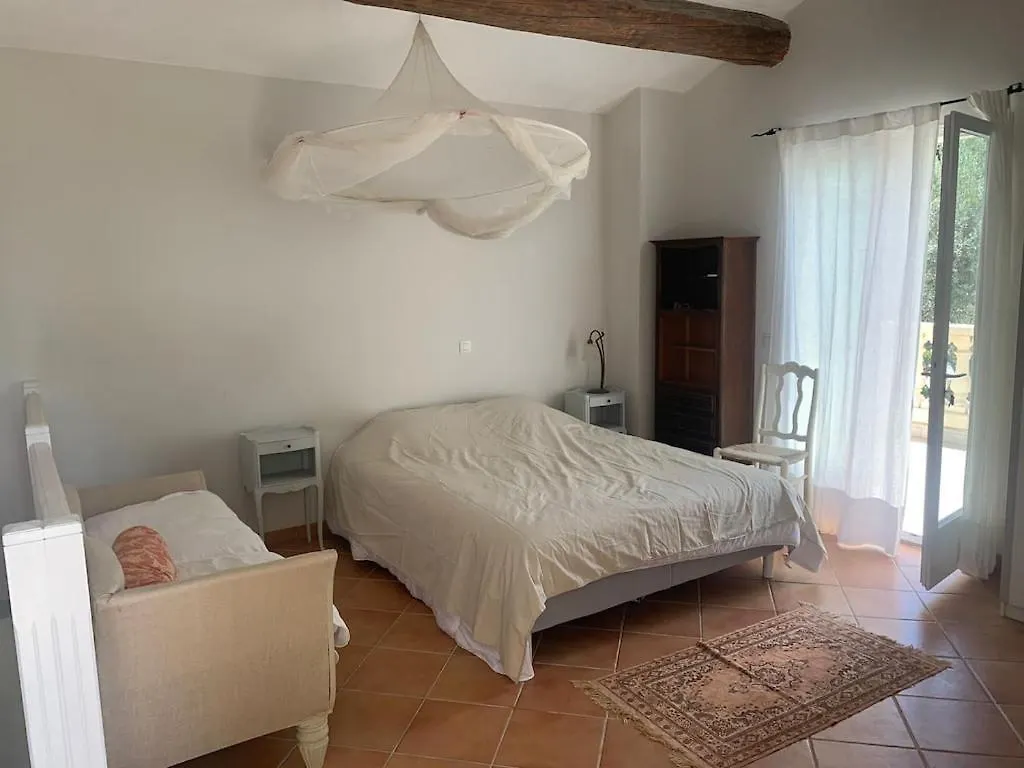Magnificent Villa Very Quiet, Swimming Pool, Greenery, Fenced Garden, Spectacular View Claviers 0*,  France